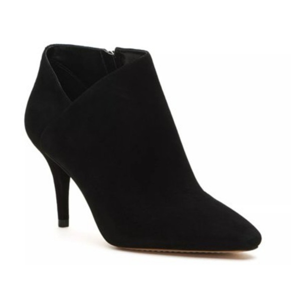 Vince Camuto Avelinsa Booties Black Suede Pointed Toe Size 8.5